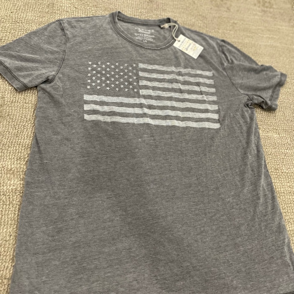 Mens Lucky Brand T shirt